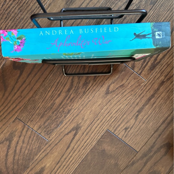 4 books for $16 - APHRODITE'S WAR by Andrea Busfield - Picture 2 of 4
